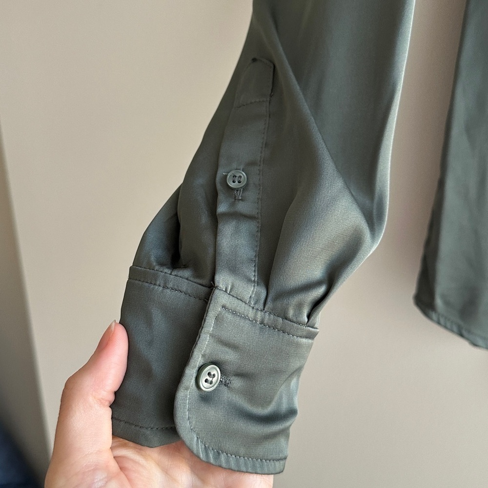 H&M Green Satin Button Down Shirt, Size Large - Picture 5 of 16